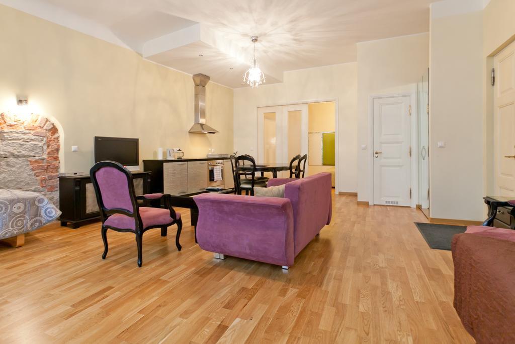 Cozy Apartment In Old Town Tallinn Exterior photo
